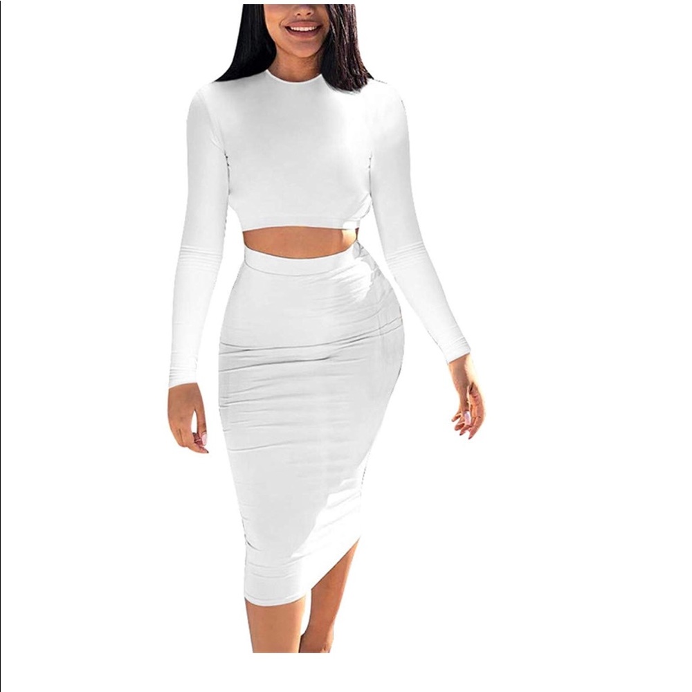 Long sleeve Crop Top and knee Skirt white